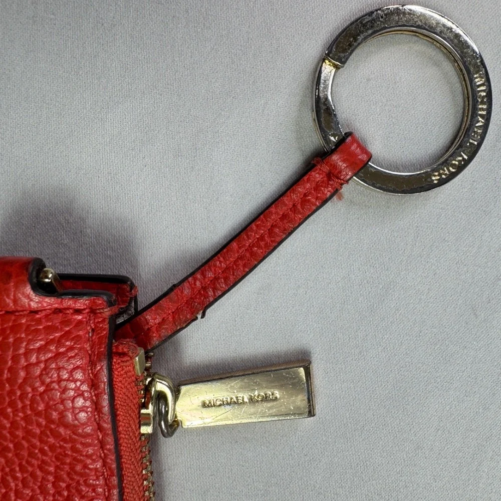 Michael Kors Red Pebbled Leather Zip Card Case Key Ring Wallet AV-1902